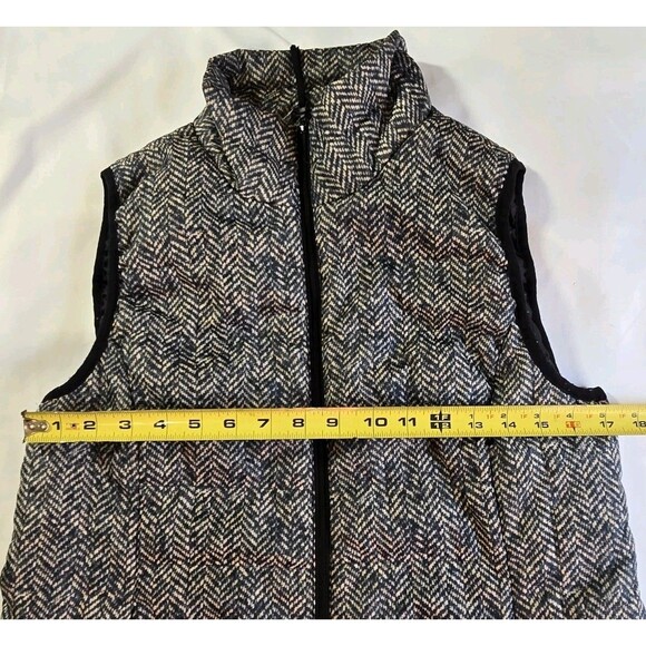 RAFAELLO Sport Women’s Quilted Vest Sz M Zipper Closure Lightweight Puffer - Picture 6 of 8